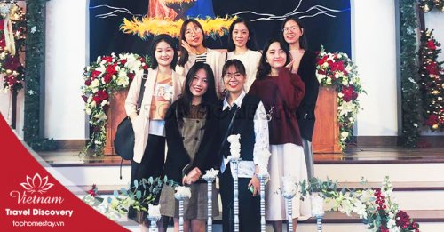 Nhà Thờ Tin Lành Hiên Ngang Cùng Thời Gian